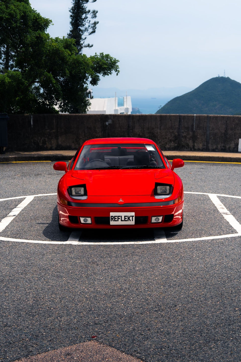 Welcome our 92' Mitsubishi GTO Twin Turbo to the REFLEKT family
