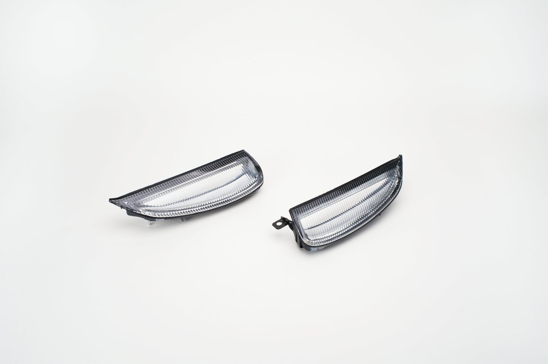 Mitsubishi 3000GT / GTO 91-93 LH+RH Front Bumper Snake Eyes