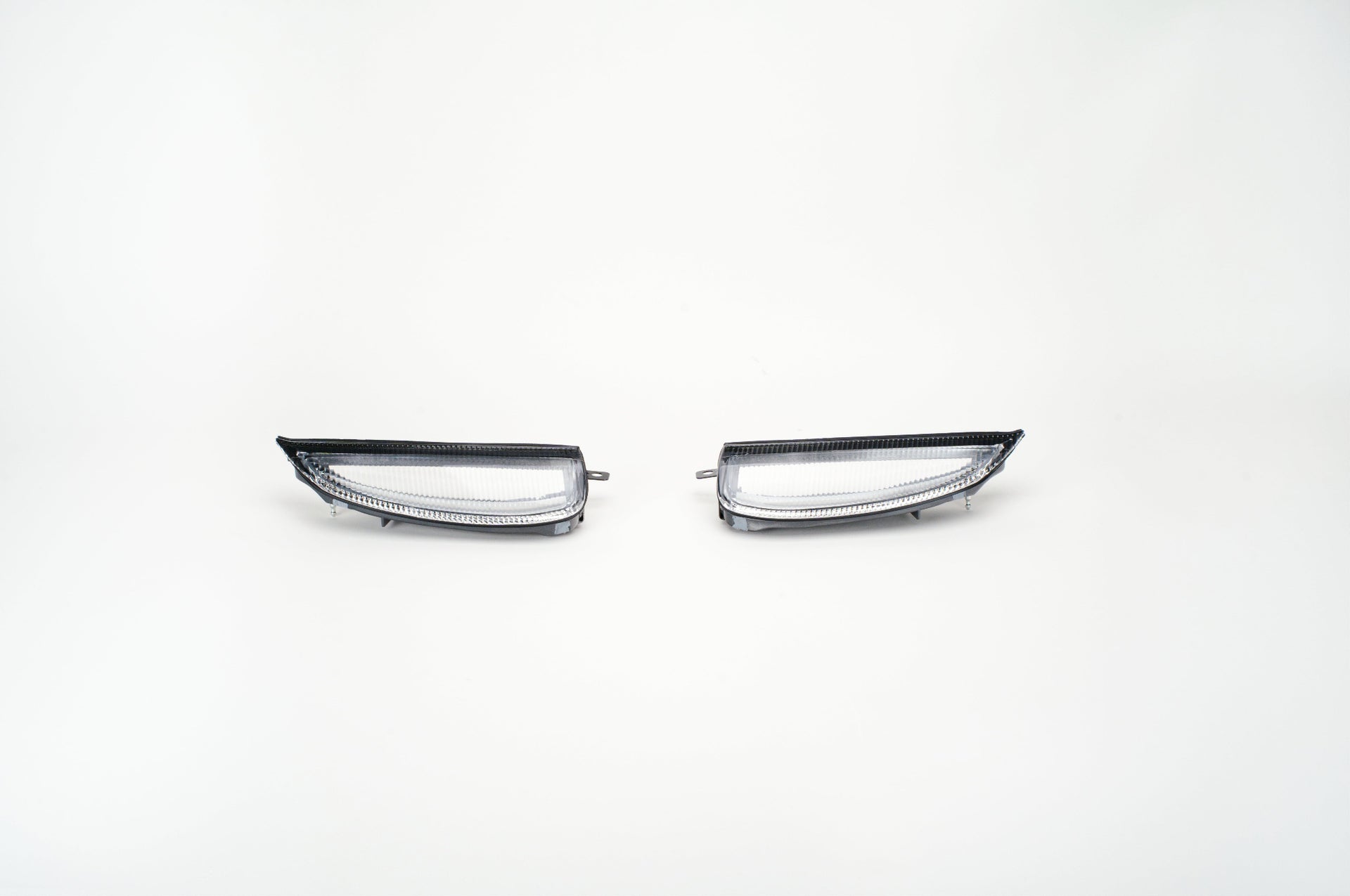 Mitsubishi 3000GT / GTO 91-93 LH+RH Front Bumper Snake Eyes